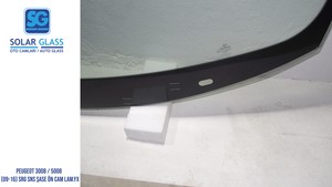  PEUGEOT 3008 / 5008  09-16 LAMİNE ÖN CAM SNS. SRG. ŞASE YEŞİL